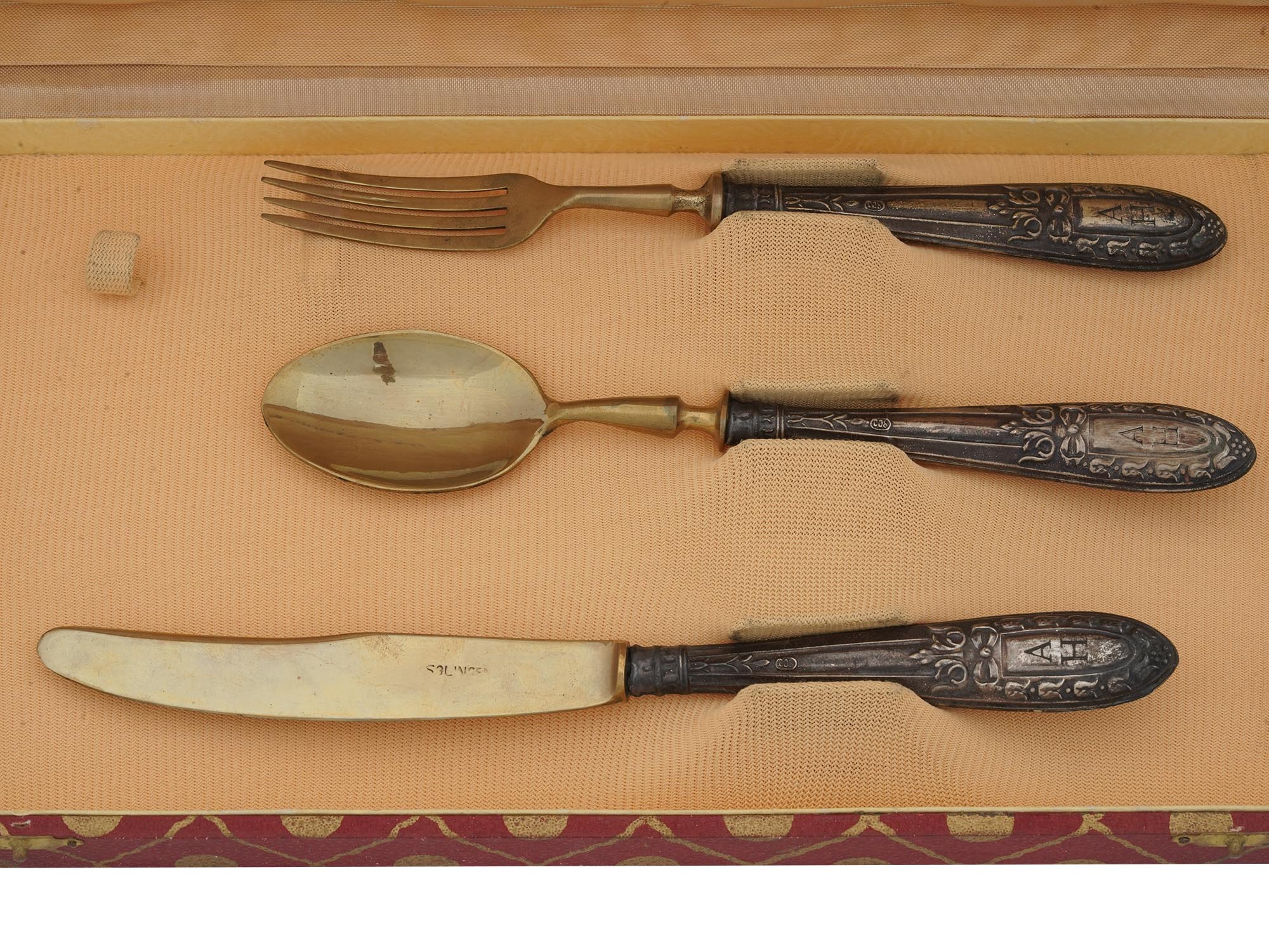 WWII GERMAN GILT SILVER CUTLERY SET OF ADOLF HITLER PIC-1